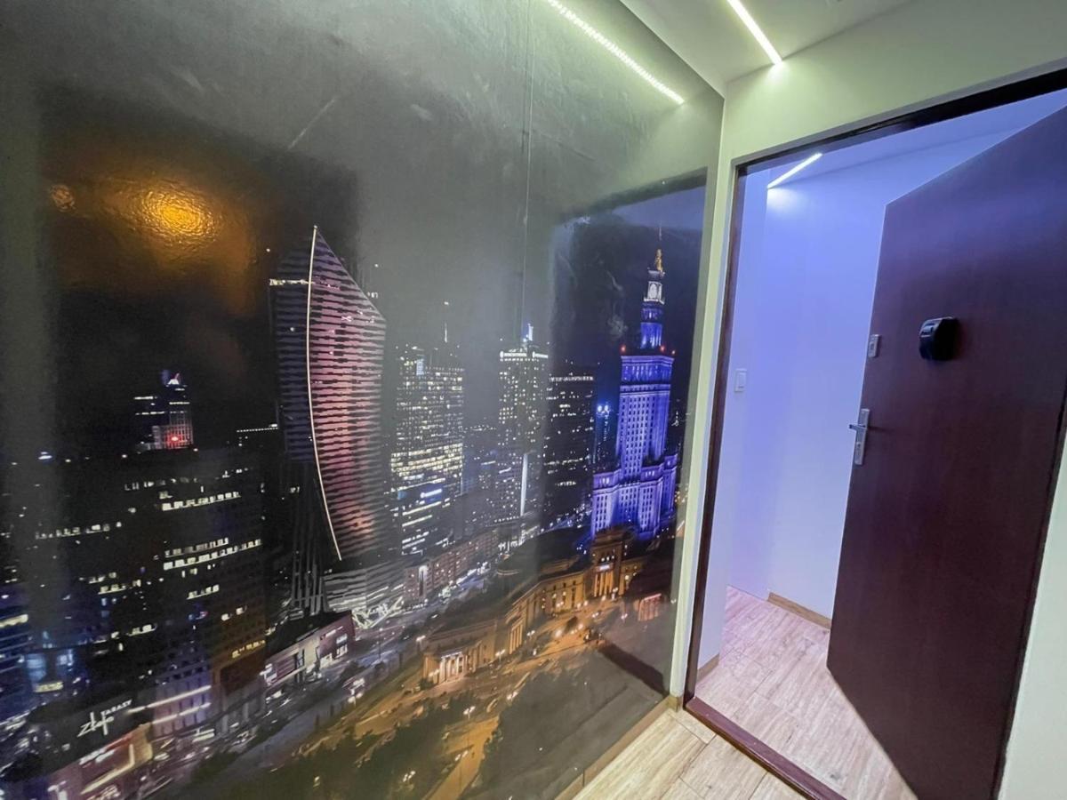 Yourapart Jacuzzi Przy Zamku Krolewskim Varşovia Exterior foto
